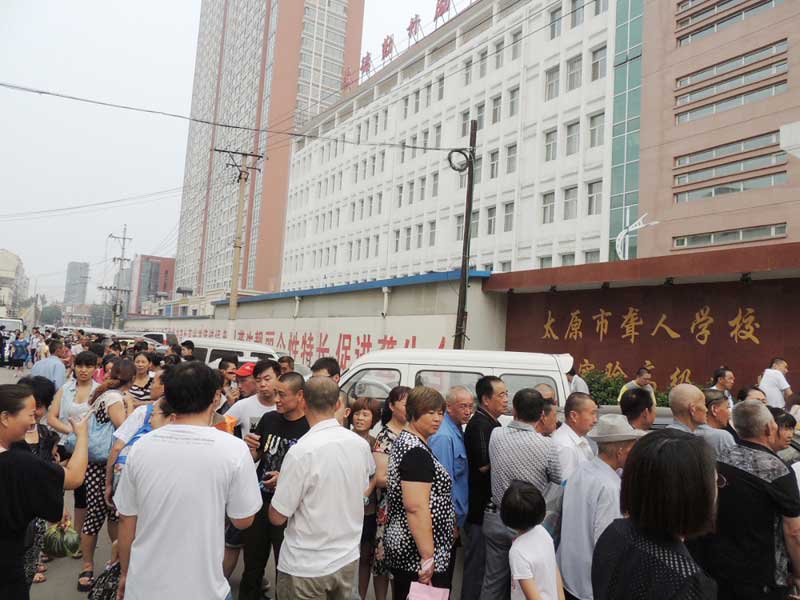2013年7月，魏基成天籟列車駛入山西太原