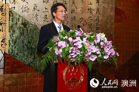 中國駐悉尼總領事顧小杰在到任招待會上講話（攝影 賀吉）
